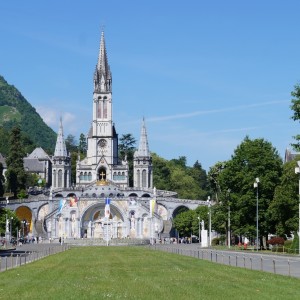 Sanktuarium Maryjne w Lourdes